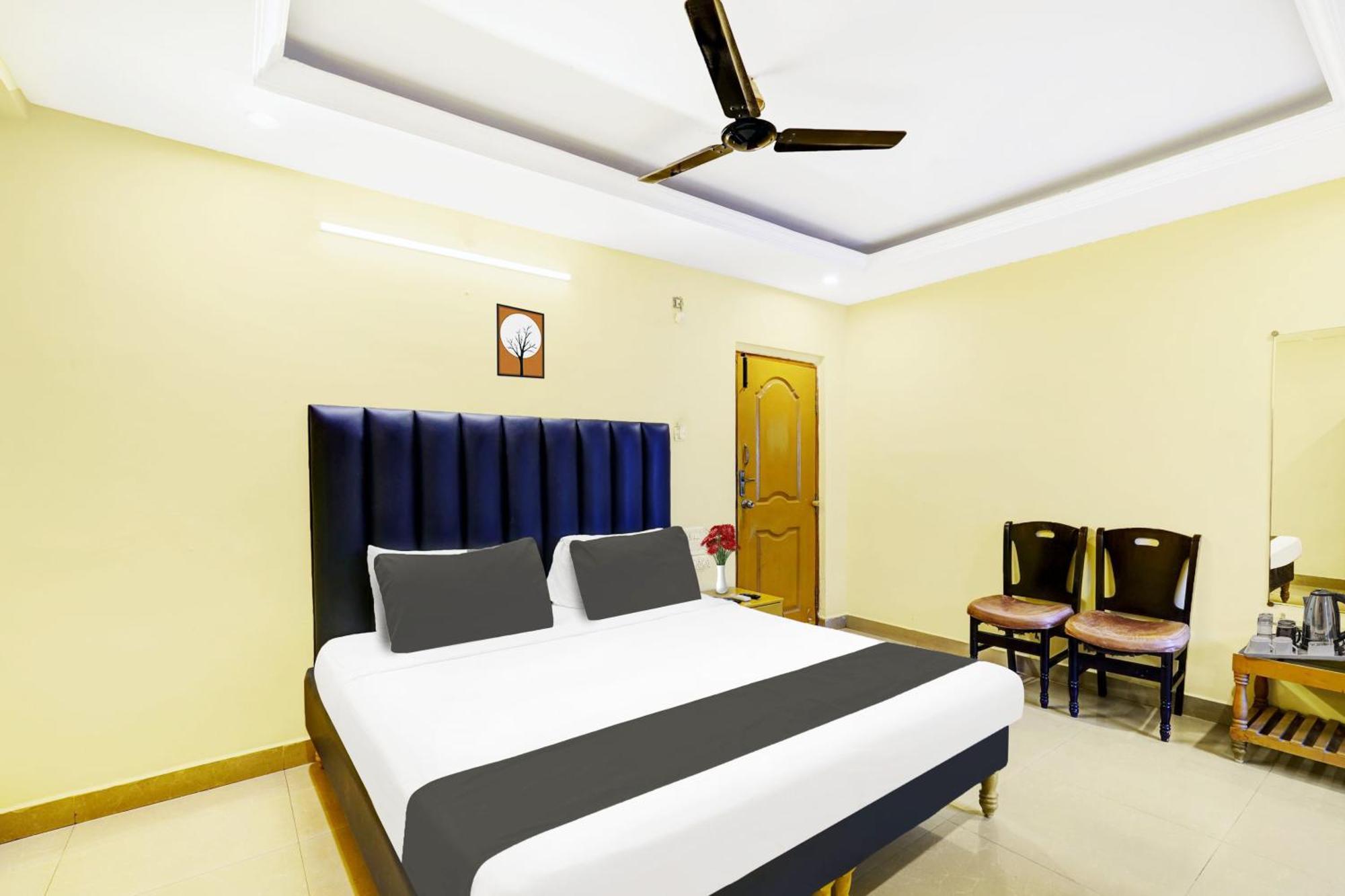 Super Hotel O Padmavathi Puram Near Railway Station Тирупати Экстерьер фото
