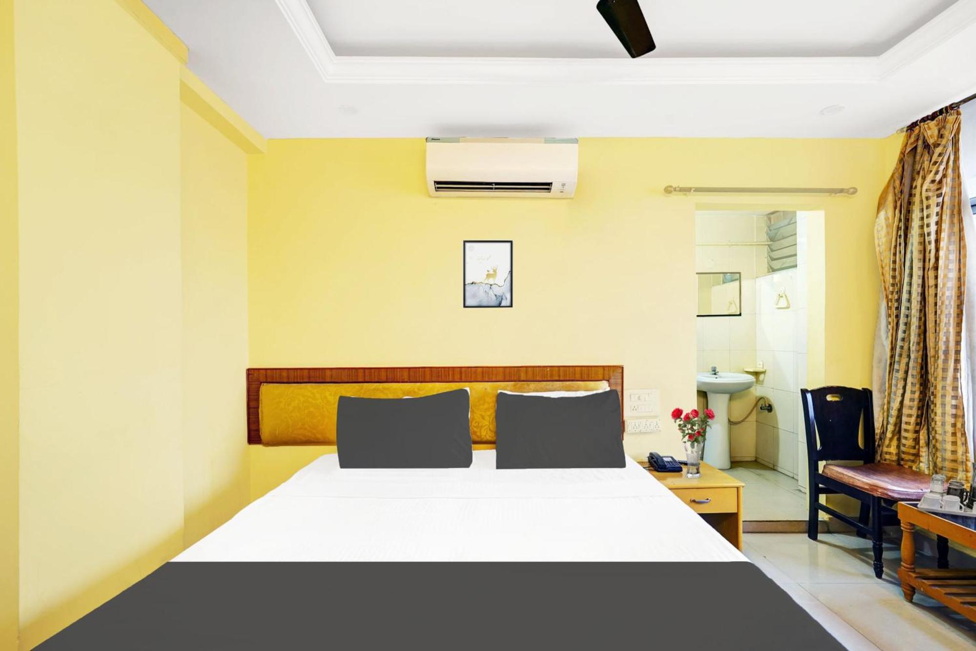 Super Hotel O Padmavathi Puram Near Railway Station Тирупати Экстерьер фото